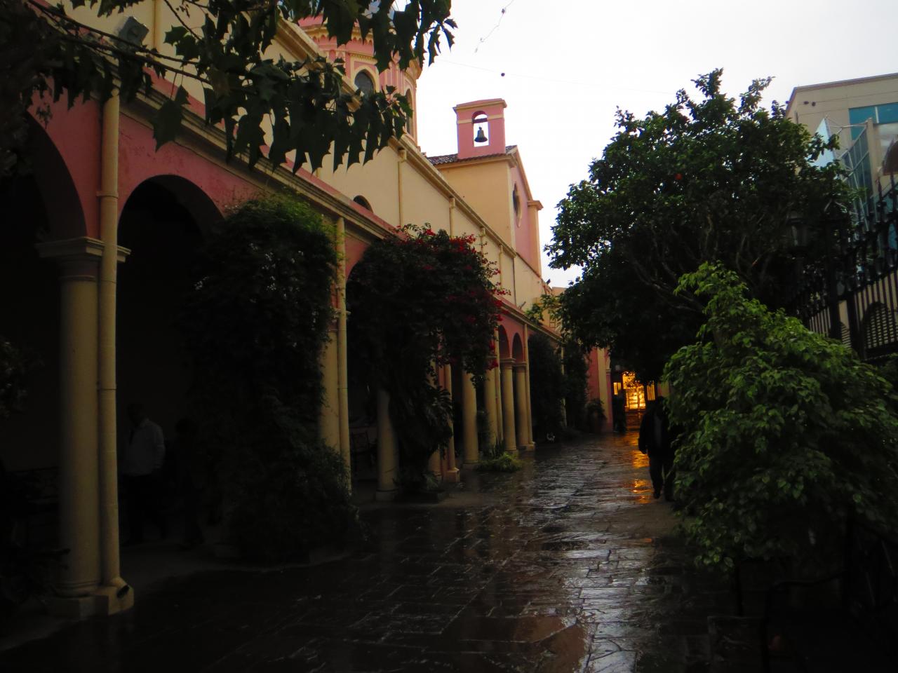 Salta : extérieur d'une église